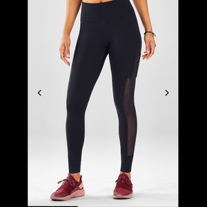 Fabletics Mila mesh legging black and gray